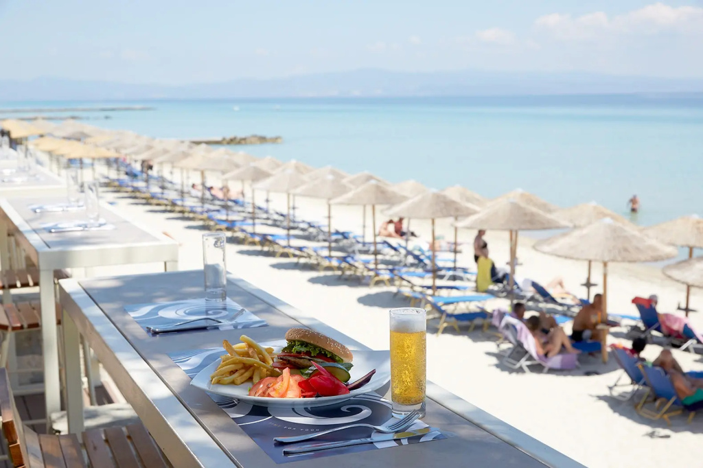 Beach & Waterfront