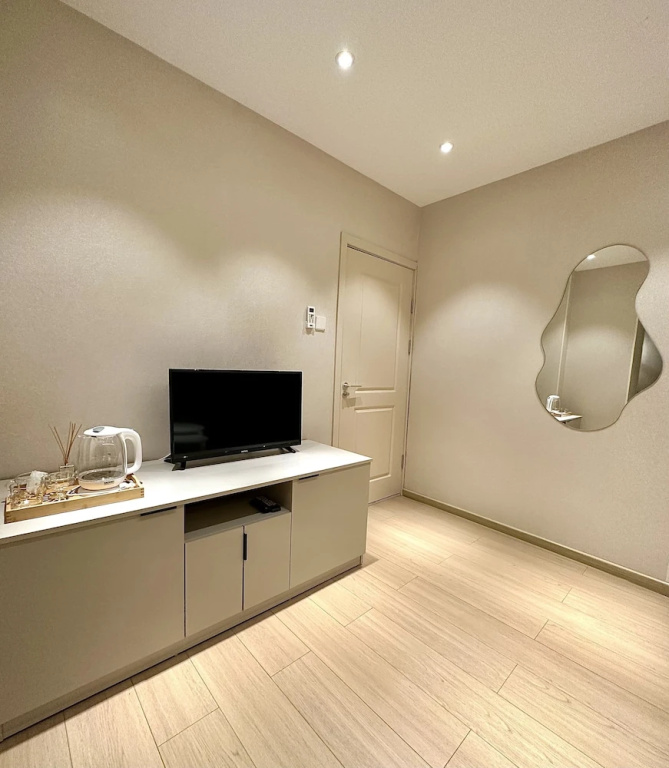 Superior Double room (full double bed)