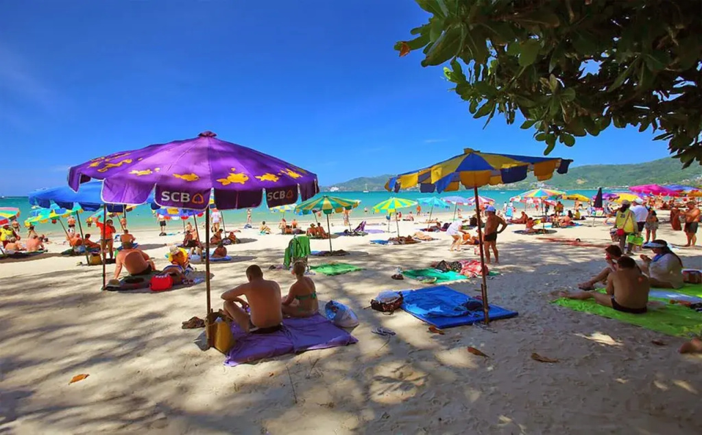 Beach & Waterfront