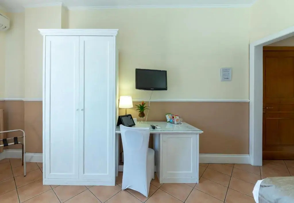 Hotel Leopardi - Chambres