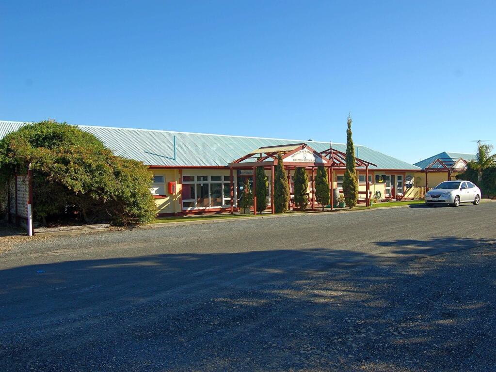 Meningie Waterfront Motel and Cafe image