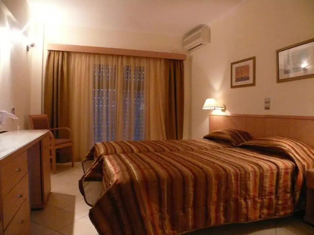 Economy room