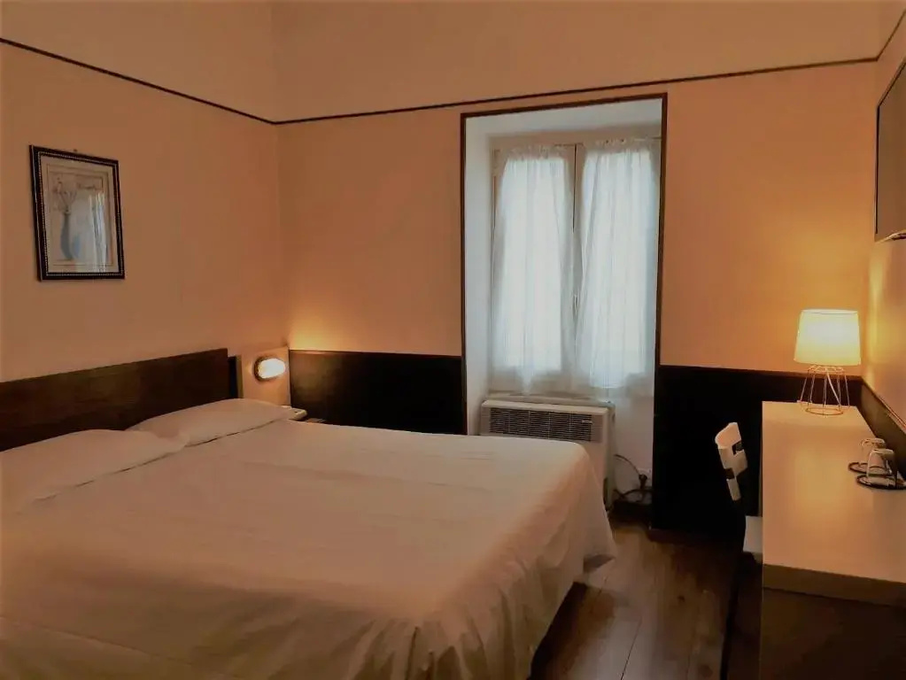 Economy Double room (full double bed)