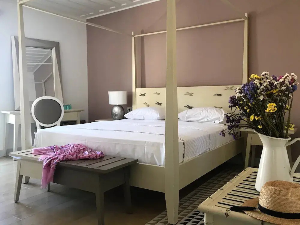 Vranas Ambiance Hotel 2 * Vranas Ambiance Hotel 2 *
