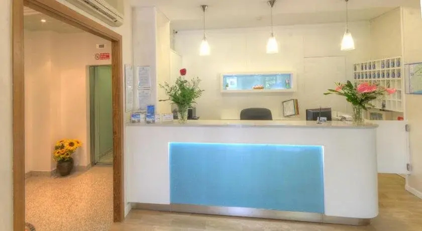 Lobby & Reception