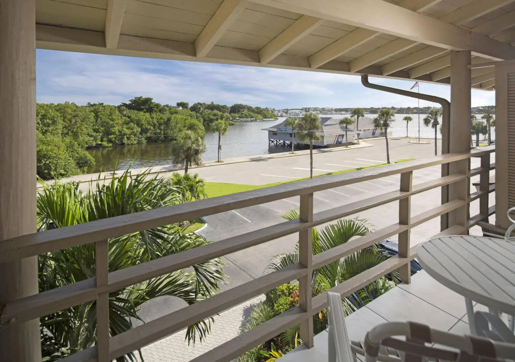 Cove Inn on Naples Bay - Général