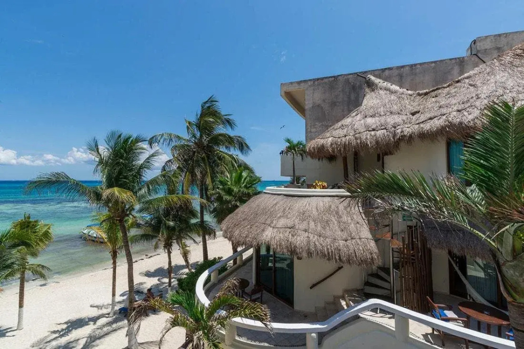 Playa Palms Beach Hotel - Général
