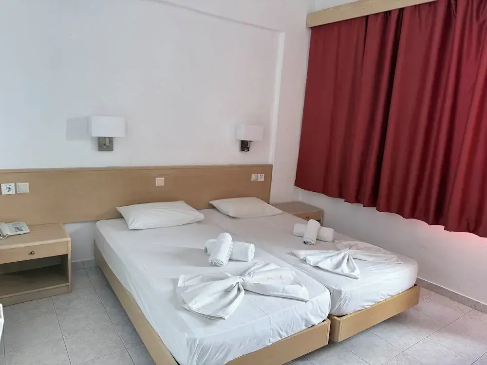 Internal Double room (twin beds)