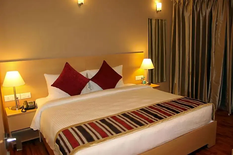 Deluxe Suite with balcony