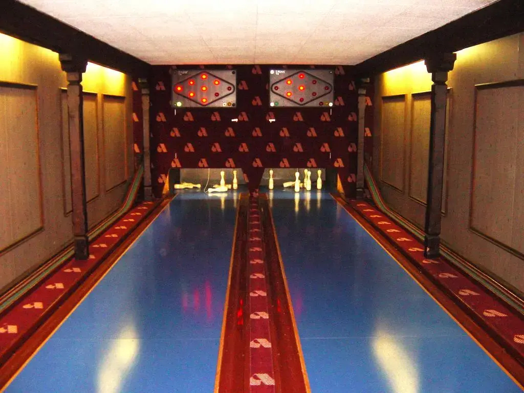 Lobby & Reception
