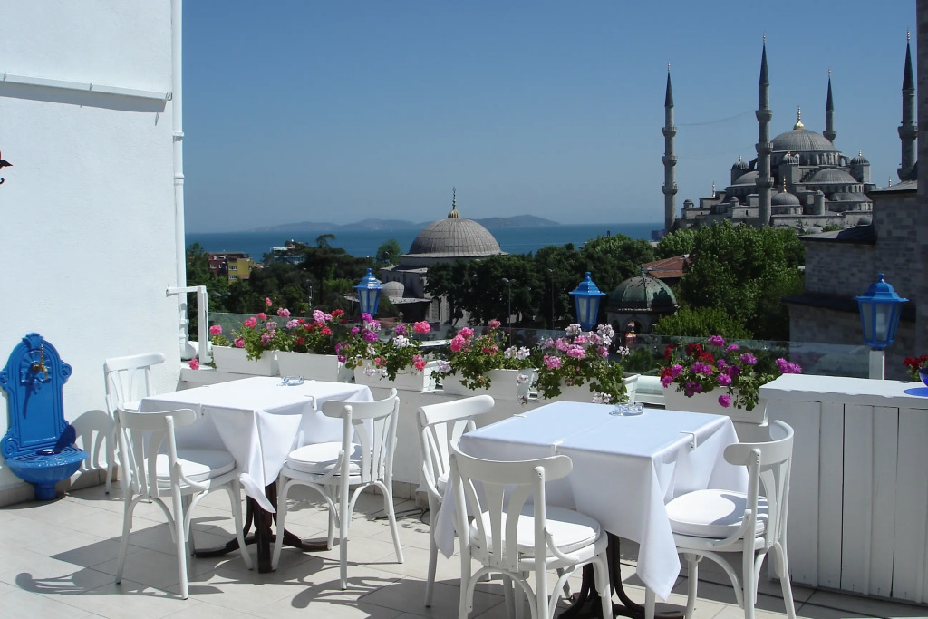 Hali hotel 3 стамбул. Sultanahmet hotel 4* (султанахмет). Султанахмет отели. Султанахмет отели. Sultanahmet palace hotel.