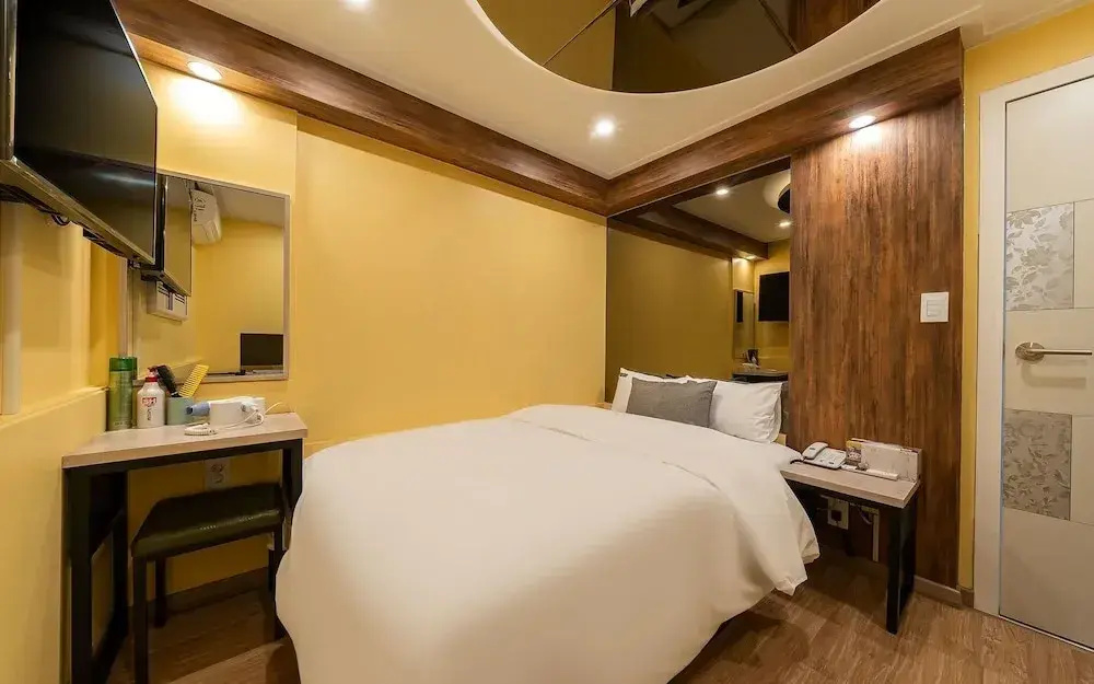 Hotel photo 13