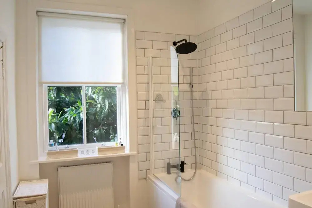 Stunning First Floor Flat In Excellent Location