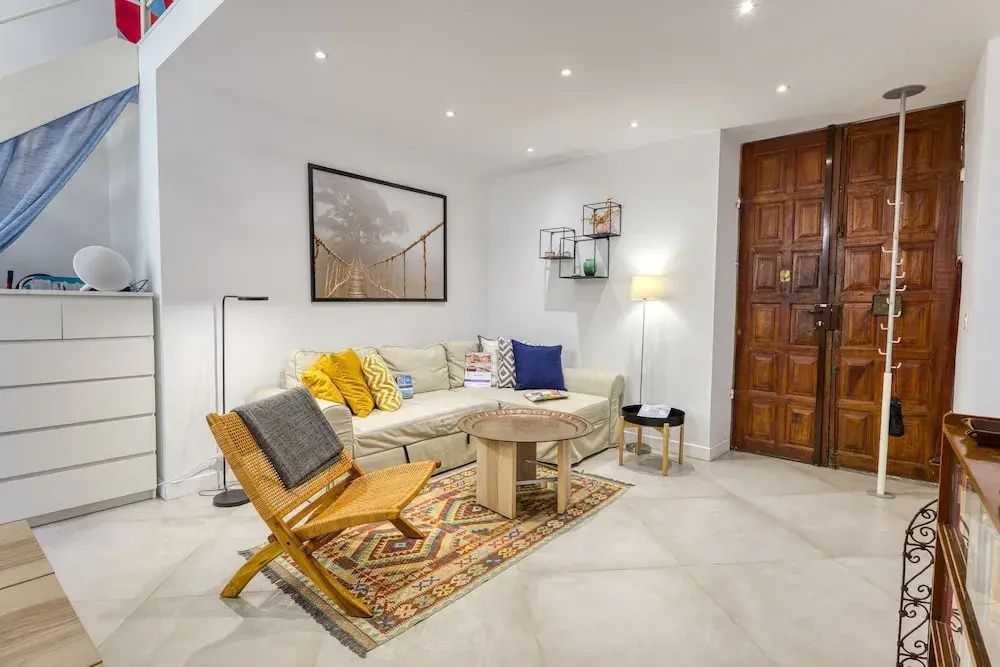 Voir la photo 3 — Two Levels Apt In Historical Building