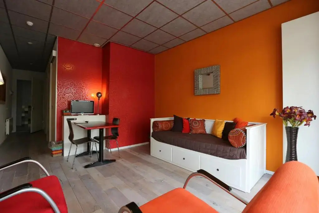 Comfort room