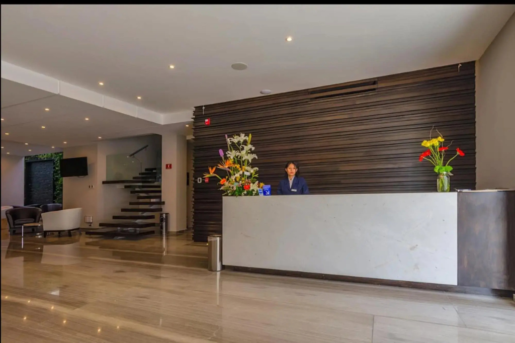 Hotel photo 2
