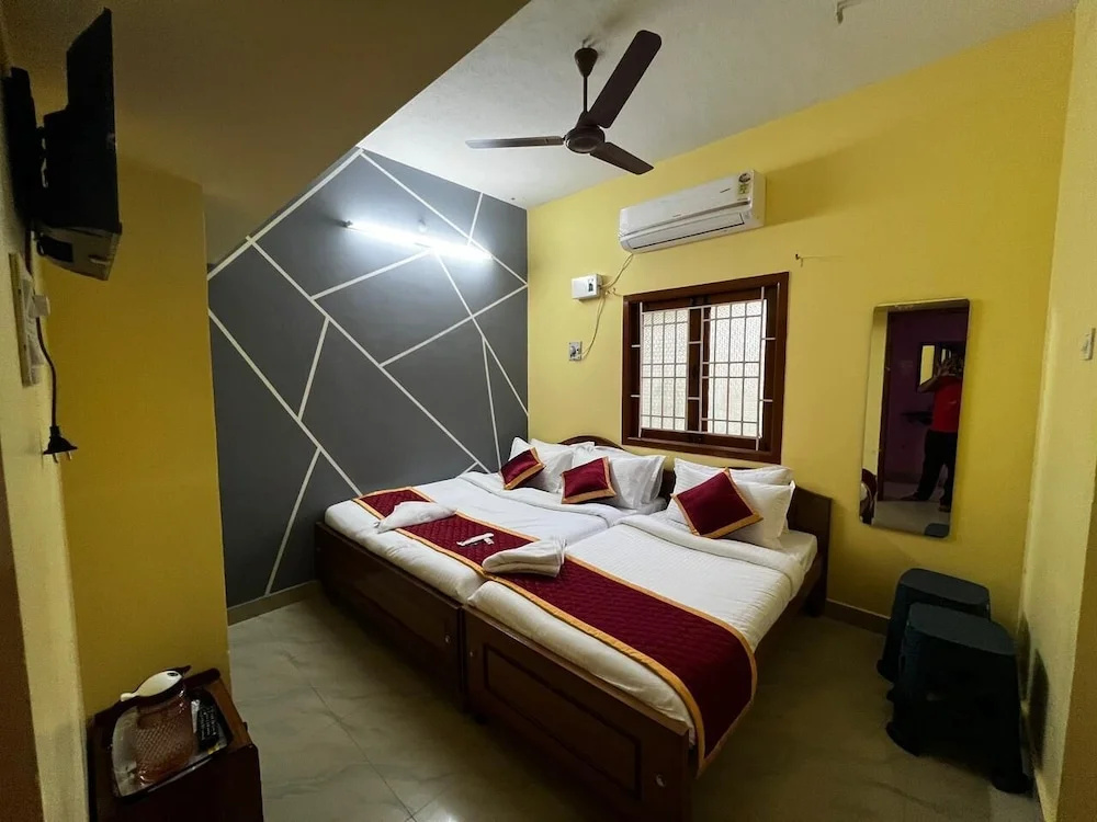 Rivera Inn — 4