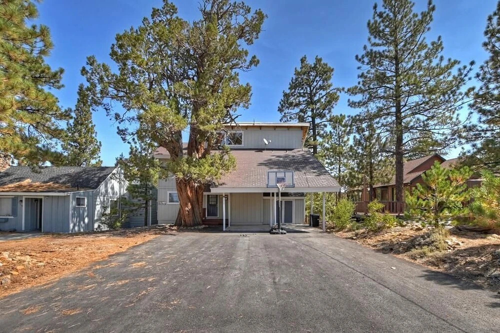 051 - Vista Retreat