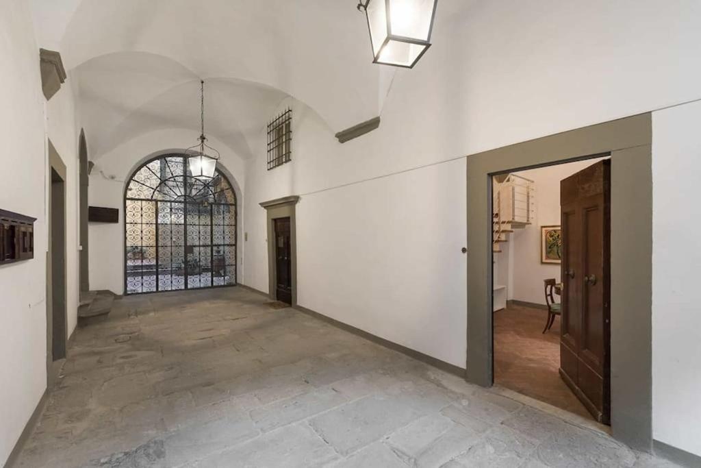 Pontevecchio Luxury Suite AMAZING LOCATION! hosted by Sweetstay