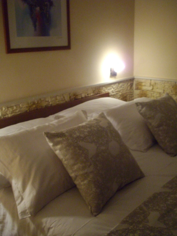 Economy room