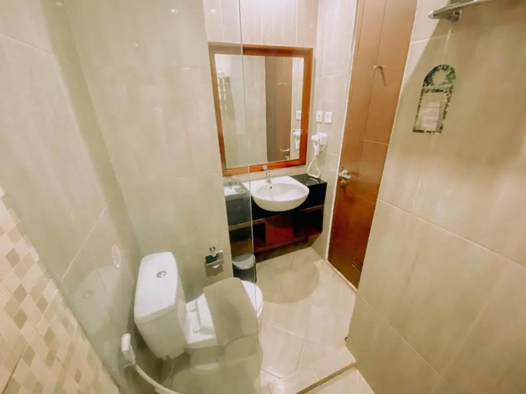 Sapphire Sky Hotel BSD City - Général