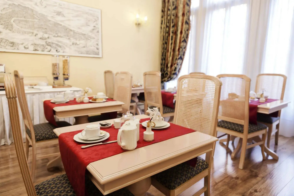 Hotel photo 16