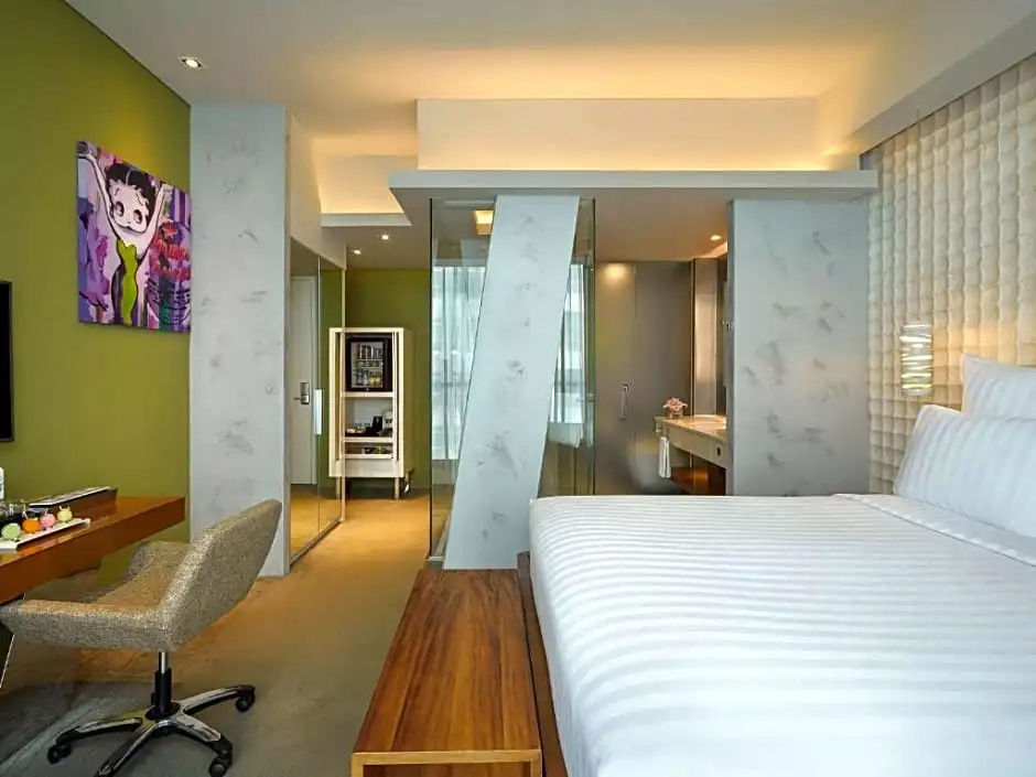 Deluxe room with park view