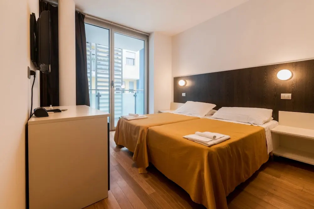 Comfort Double room with balcony (full double bed)