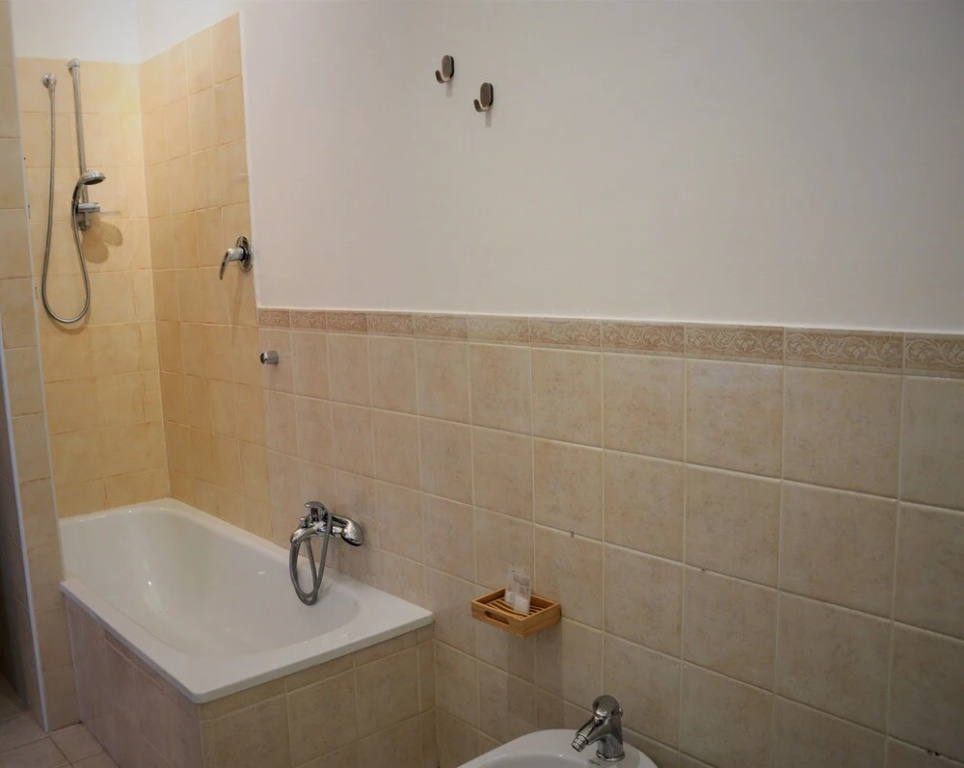 Comfort Double Suite with balcony (full double bed)