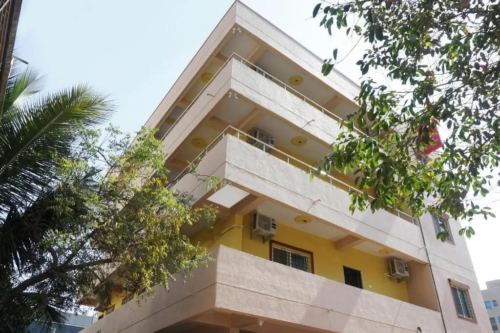 Hotel Dream Sky by OYO Rooms