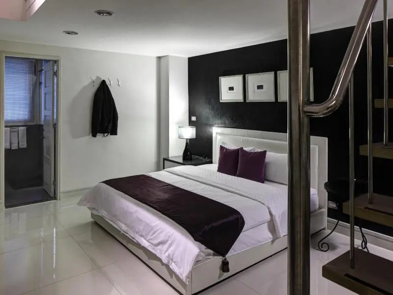 Hl53 B&B