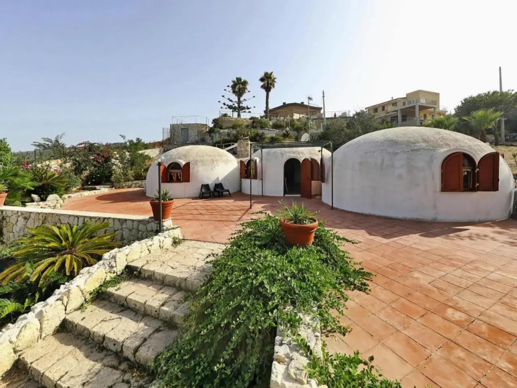 Holiday Home With Private Pool, Plemmirio