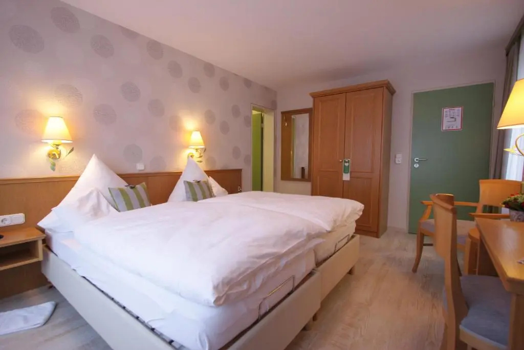 Eifel Hotel Schneider am Maar - Chambres