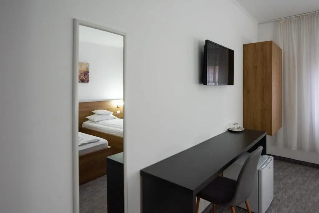 Standard Double room (full double bed)