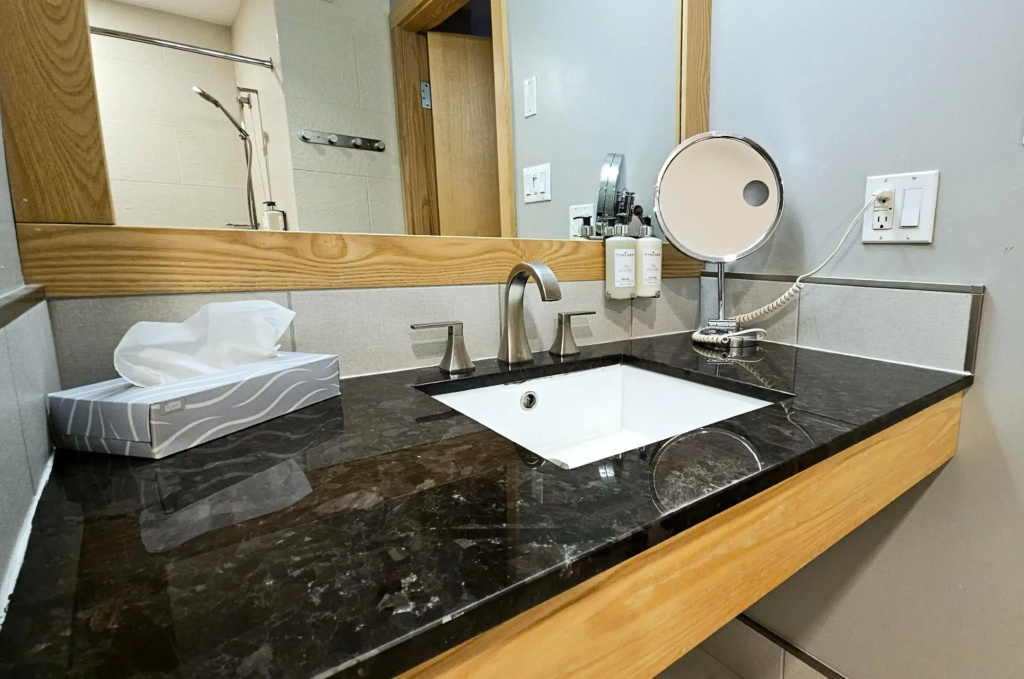 Brentwood Bay Resort - Adults Only (16+) - Général