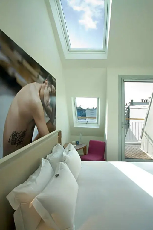 Hotel Jules & Jim 56
