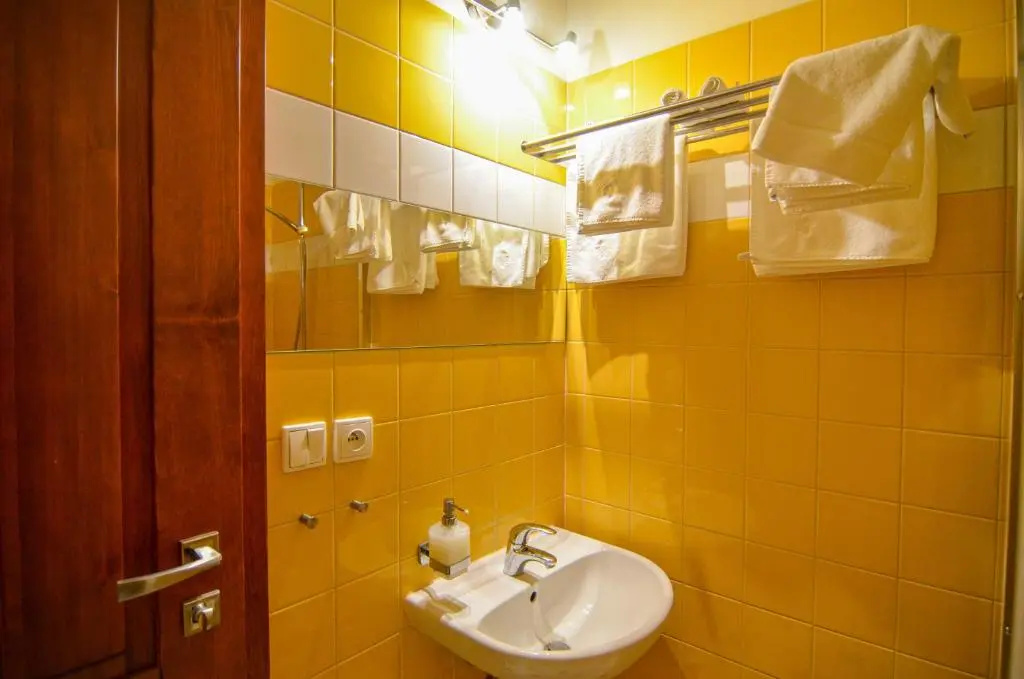 Standard Double room (twin beds)