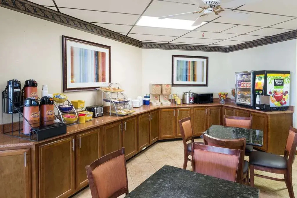 Days Inn Batesville - фото 18