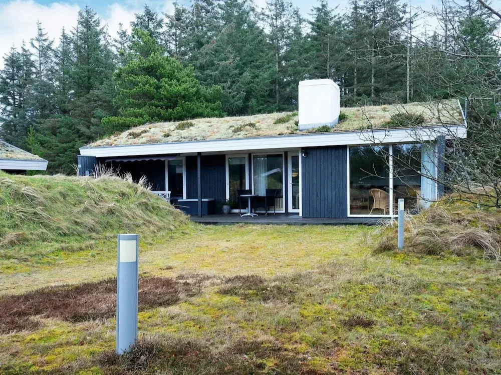 6 Person Holiday Home in Blokhus