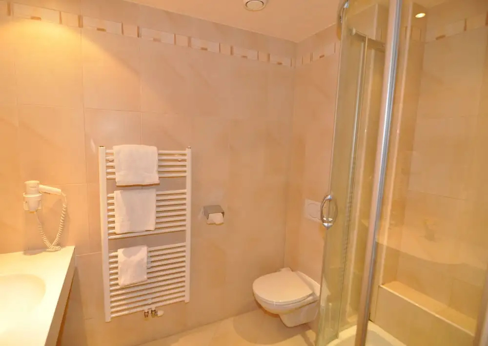Standard Double room with balcony (full double bed)