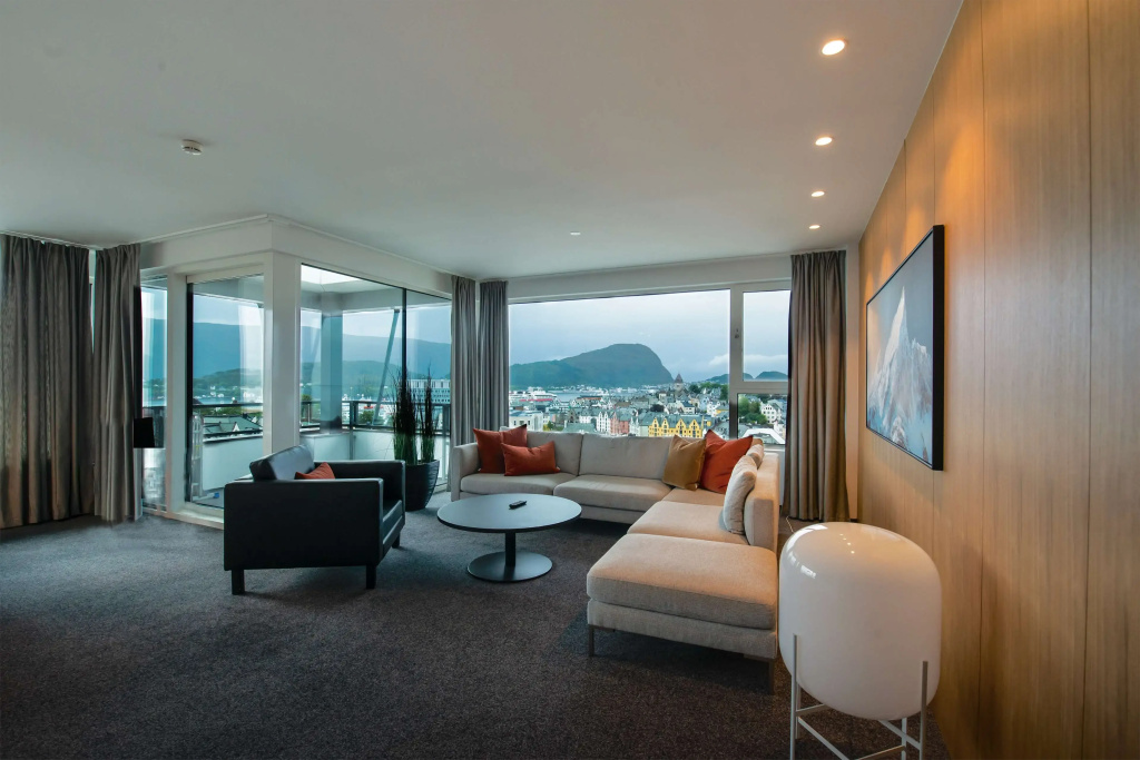 Presidential Suite