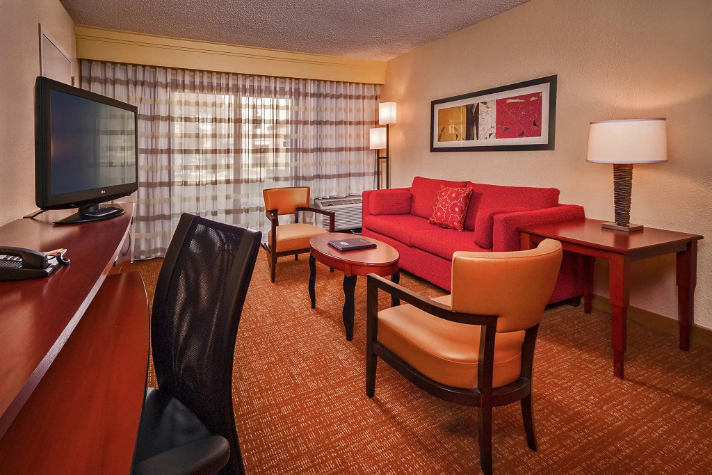 1 Bedroom Executive Double Suite (full double bed)