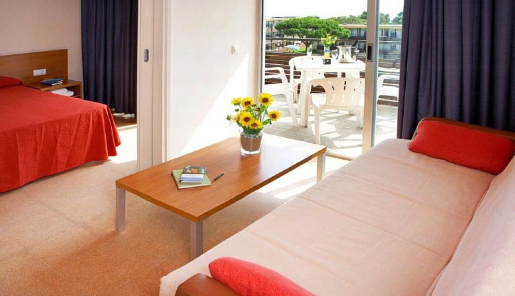 Balcony & Terrace