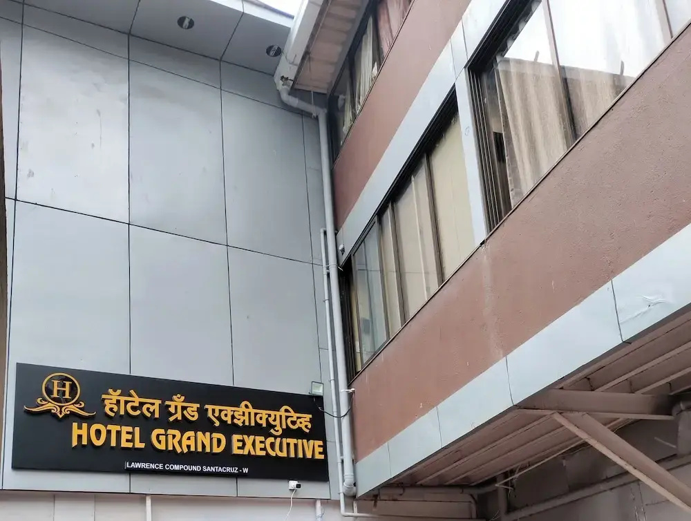 Hotel Grand Executive