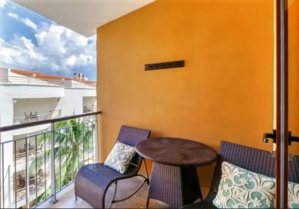 Balcony & Terrace