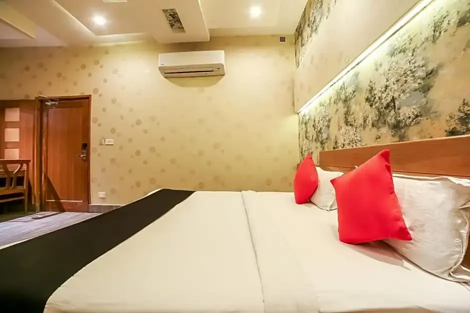 Gopinath The Grand - Chambres