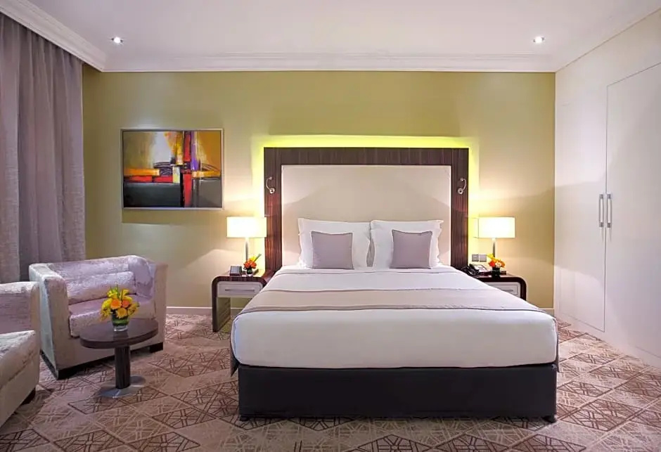 Executive Double room (full double bed)