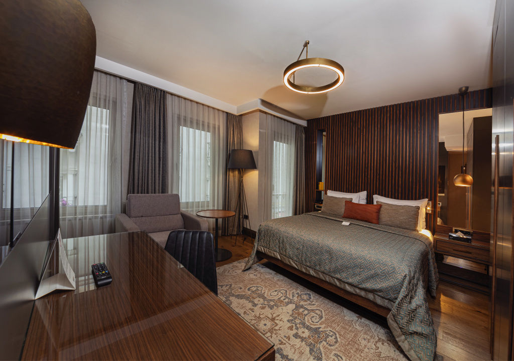 Levni Plus Hotel — 3