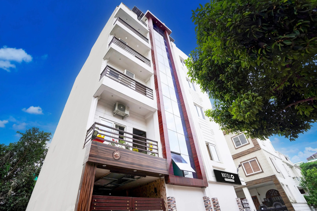 Hotel O BLW Kakarmatta Near Banaras Junction