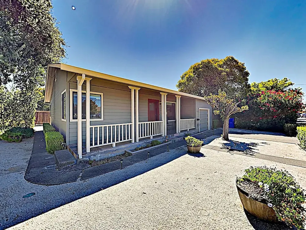 456 5th Street West Home